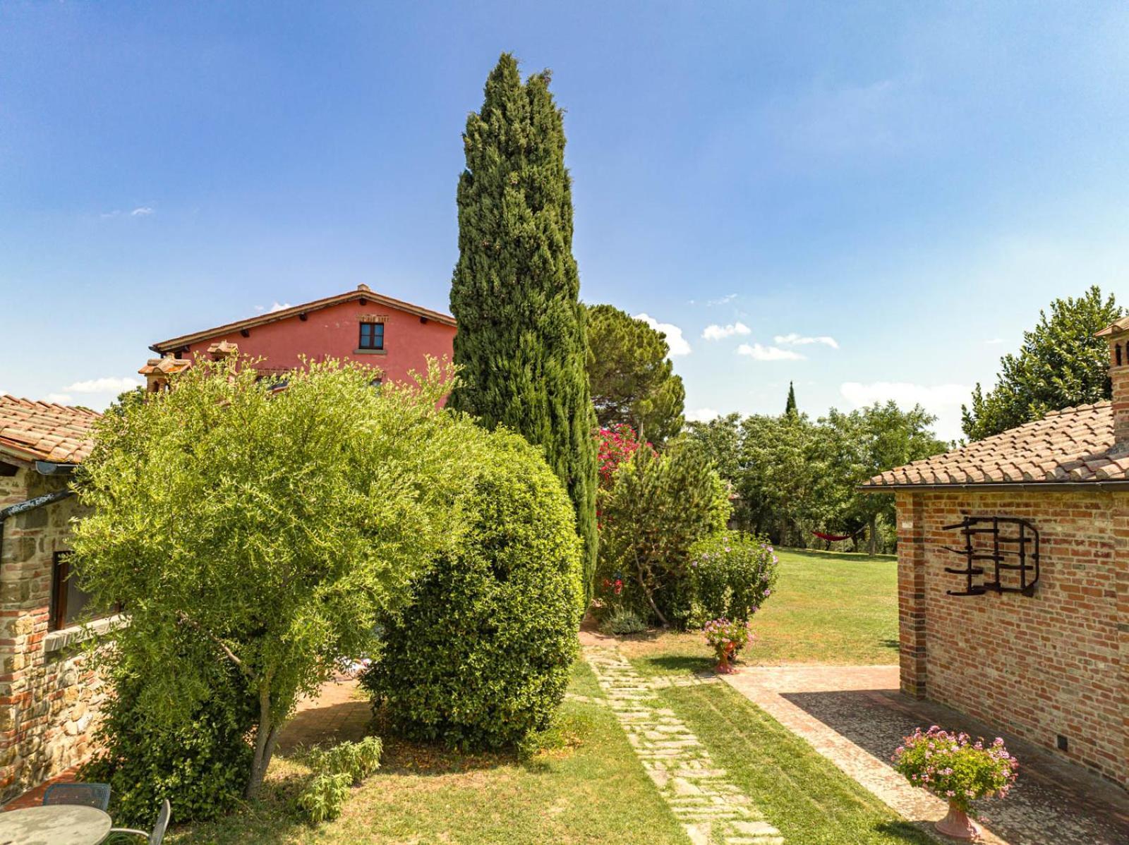 Il Querciolo - Azienda Biologica, Agriturismo E Cantina Marciano della Chiana Exterior photo
